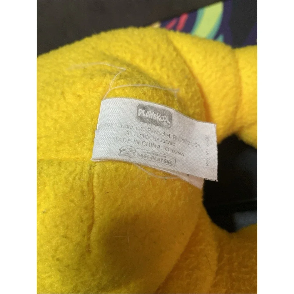 Vintage Hasbro Playskool 1998 Talking Teletubbie Laa Laa Yellow Plush 16